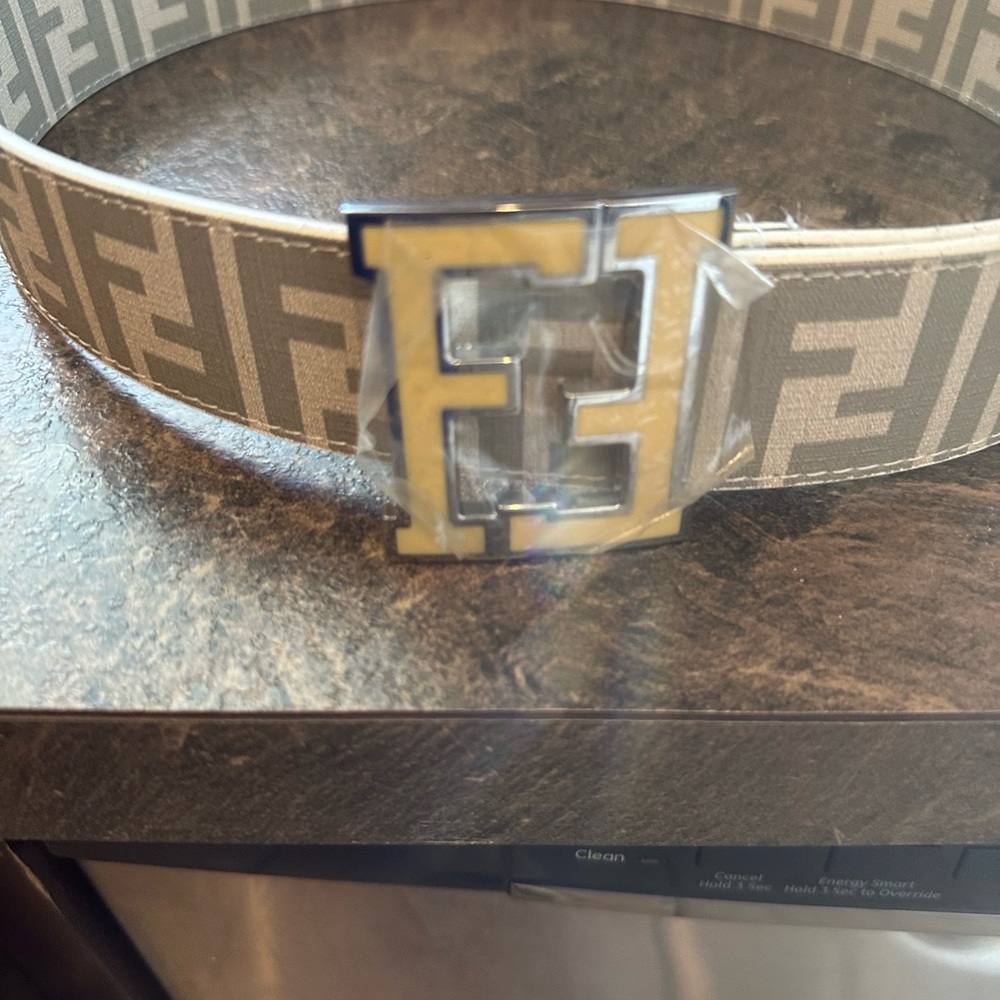 Fendi Silver and Gray Leather Belt